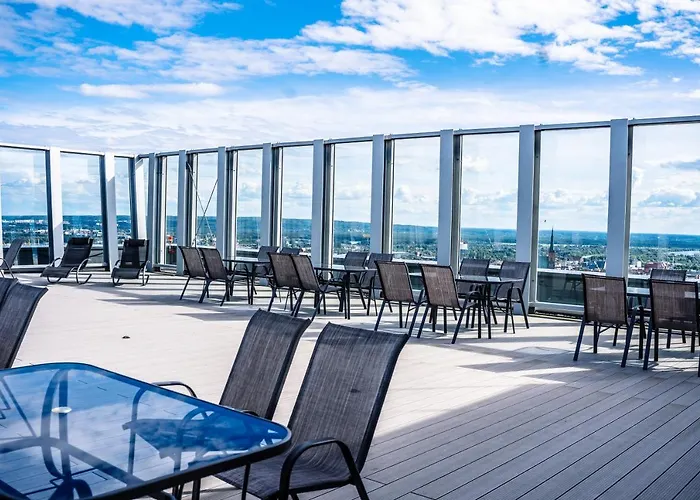 Hanza Tower View 13th Floor Apartment