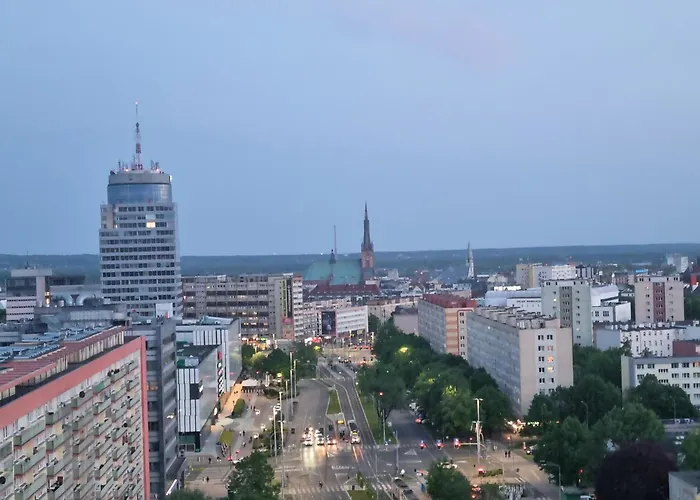 Hanza Tower View 13th Floor Апартаменты